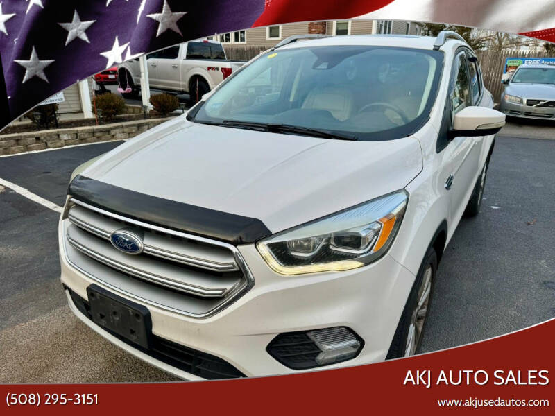 2017 Ford Escape Titanium's photo