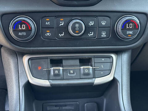 2023 GMC Terrain Denali