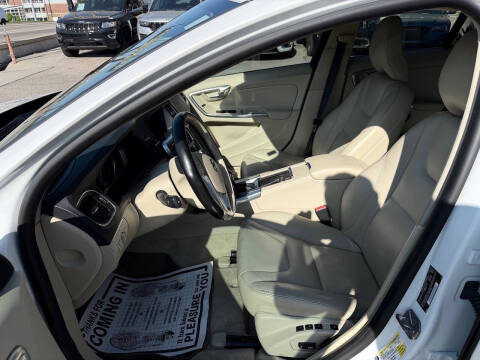 2015 Volvo V60 T5 Premier