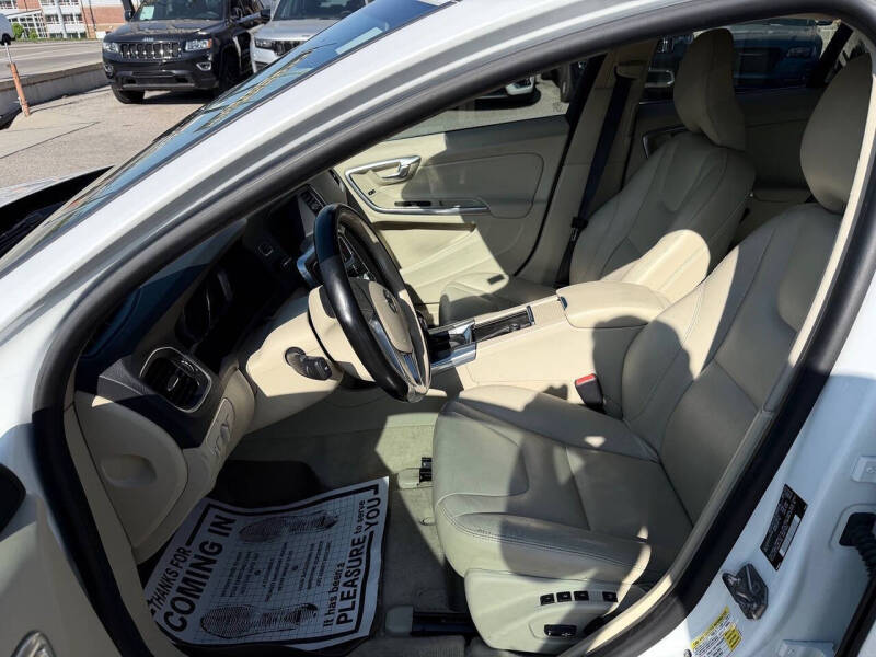 2015 Volvo V60 T5 Premier
