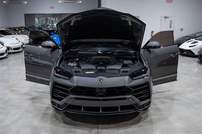 2021 Lamborghini Urus