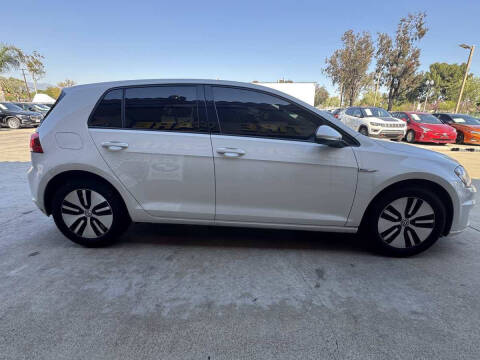 2016 Volkswagen e-Golf SE