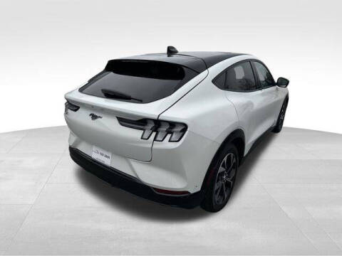 2022 Ford Mustang Mach-E Premium