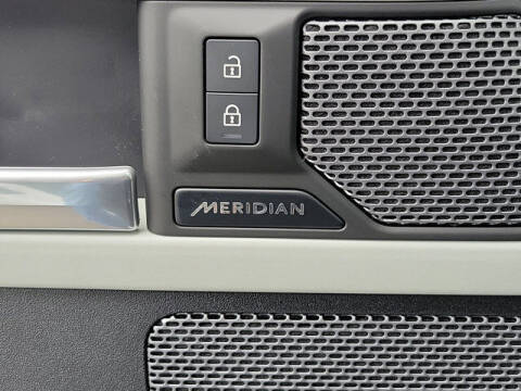 2024 Land Rover Defender 110 V8 P500 SE