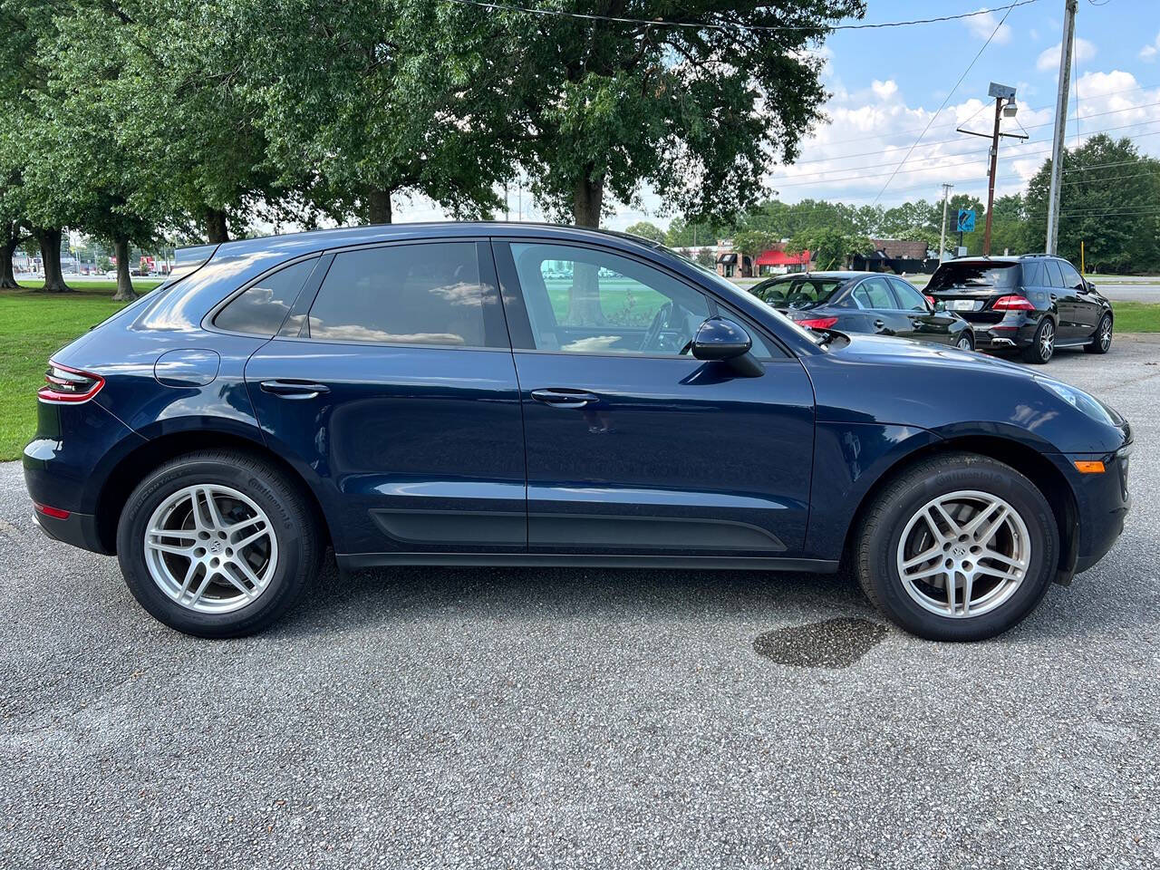 2017 Porsche Macan for sale at EAUTO LLC in Decatur, AL