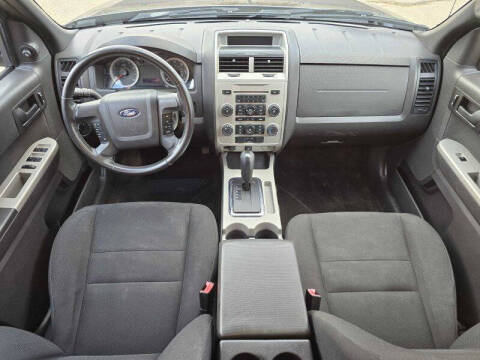 2009 Ford Escape XLT