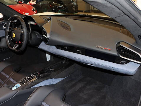 2025 Ferrari 296 GTS