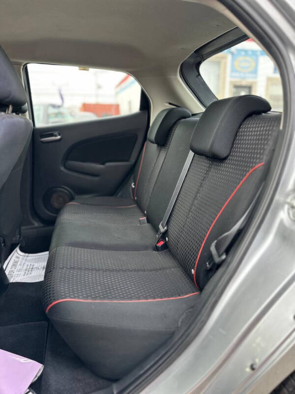 2013 Mazda MAZDA2 Touring