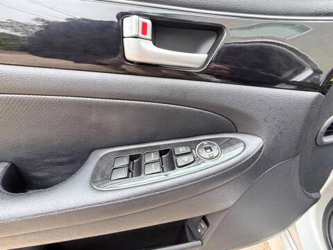 2012 Hyundai Genesis 3.8L V6