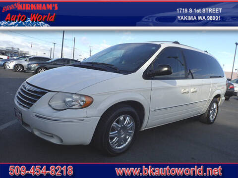 2005 Chrysler Town and Country for sale at Bruce Kirkham Auto World in Yakima WA