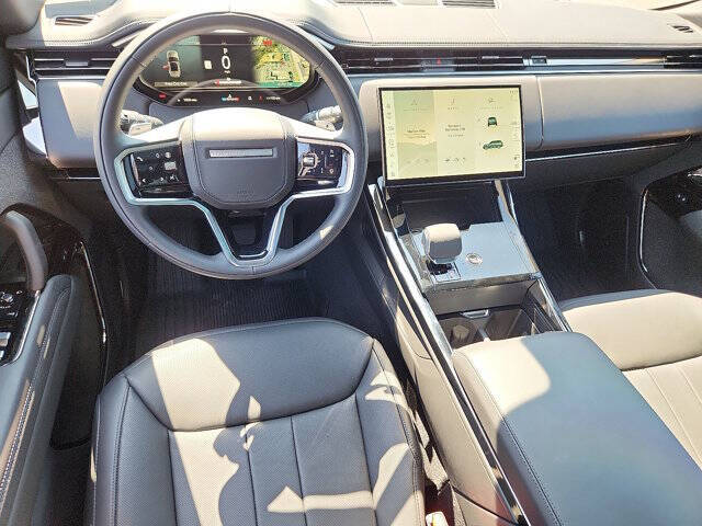 2025 Land Rover Range Rover Sport P360 SE