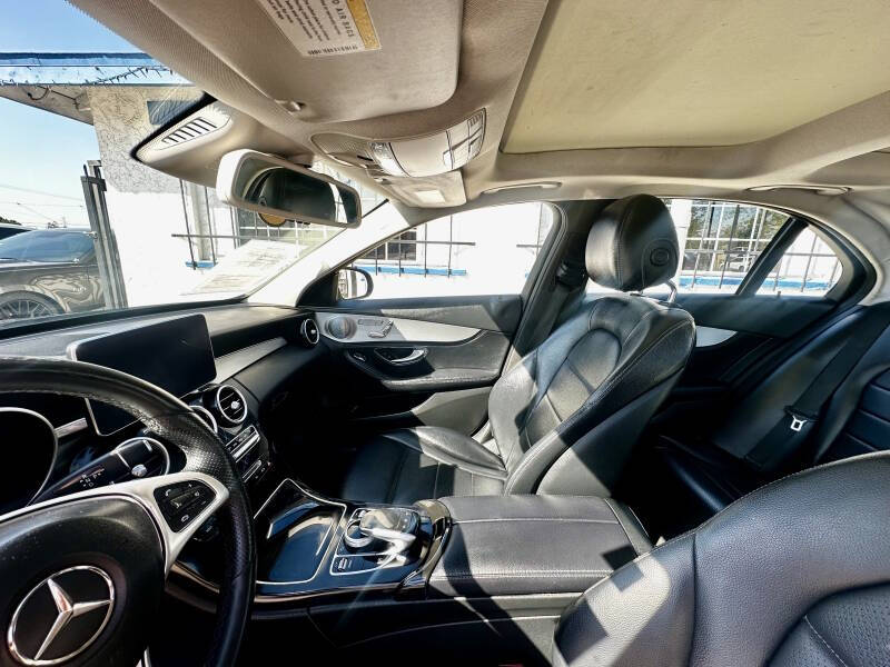 2016 Mercedes-Benz C-Class