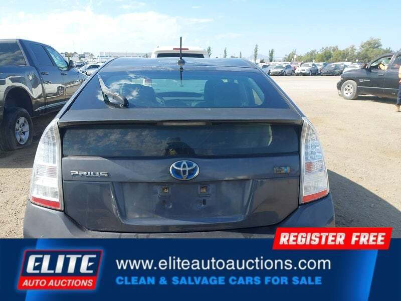 2011 Toyota Prius Two