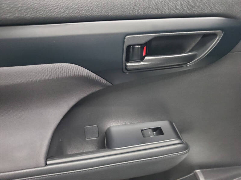 2022 Toyota Highlander Hybrid LE