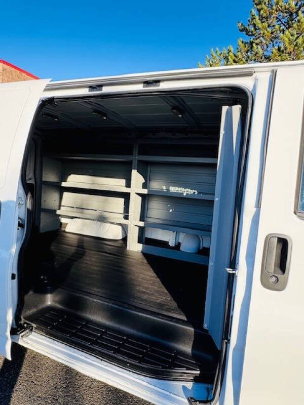 2021 Chevrolet Express 2500