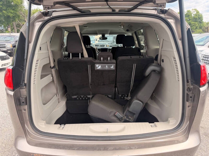 2017 Chrysler Pacifica Touring