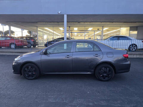 2011 Toyota Corolla LE