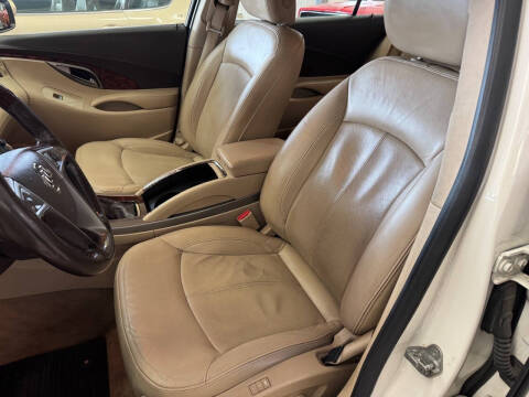 2012 Buick LaCrosse Premium 2