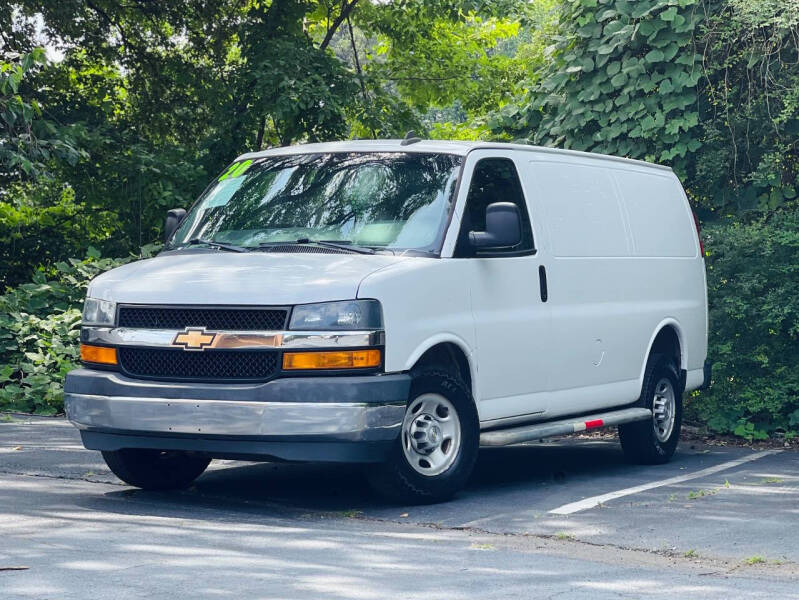 2020 Chevrolet Express 2500 Work Van HD's photo