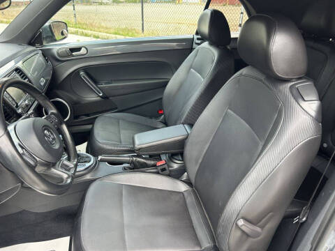2013 Volkswagen Beetle Convertible