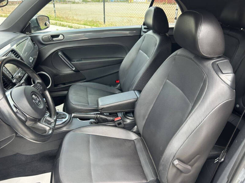 2013 Volkswagen Beetle Convertible