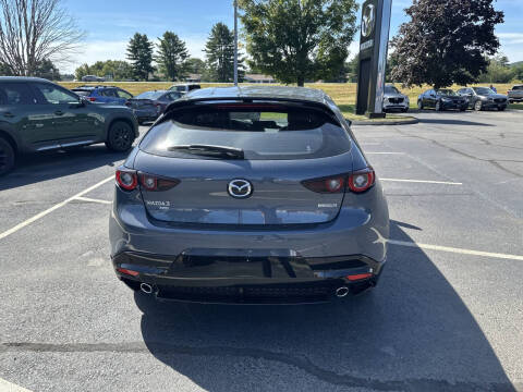 2025 Mazda Mazda3 Hatchback 2.5 S Carbon Edition