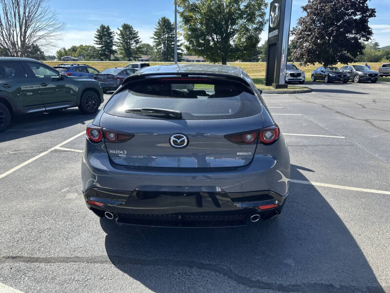 2025 Mazda Mazda3 Hatchback 2.5 S Carbon Edition