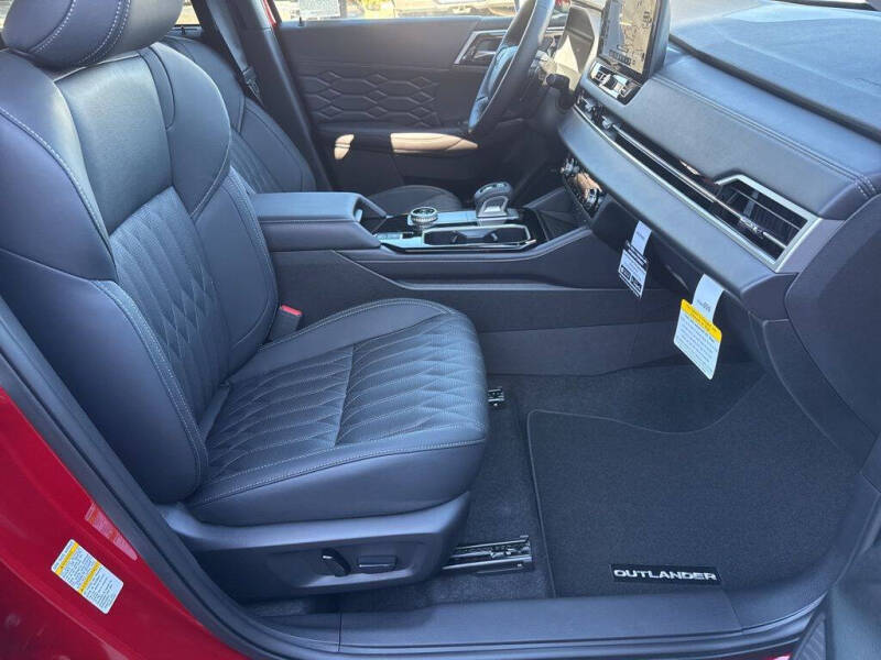 2026 Mitsubishi Outlander SEL