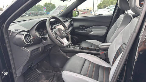 2022 Nissan Kicks SR
