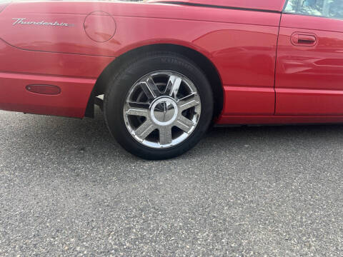 2004 Ford Thunderbird Deluxe