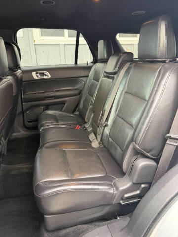 2011 Ford Explorer Limited