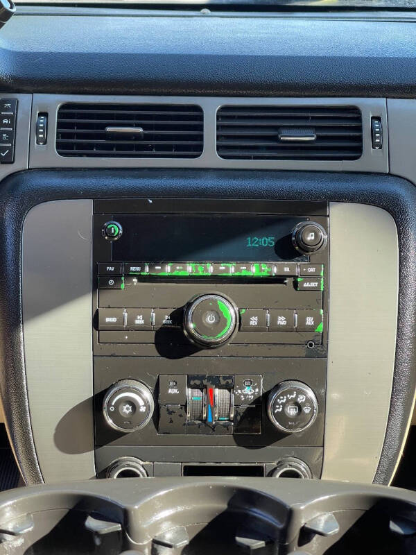 2008 Chevrolet Suburban LS