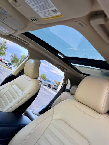 2022 Ford Edge SEL