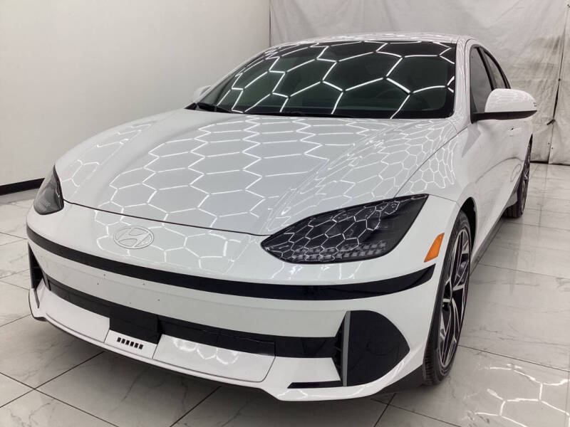 2023 Hyundai IONIQ 6 SEL's photo