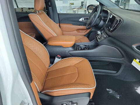 2026 Chrysler Pacifica Pinnacle