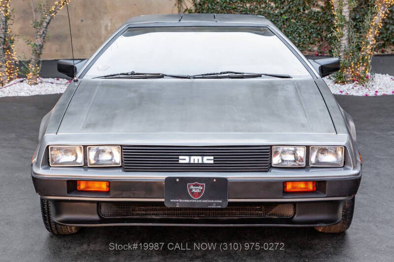 1981 DeLorean DMC-12