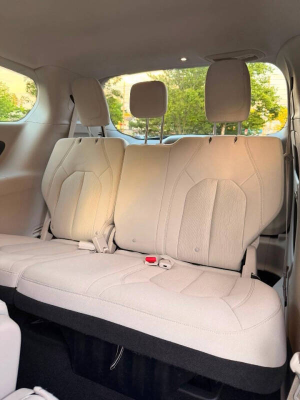 2017 Chrysler Pacifica Touring