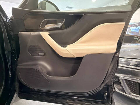 2017 Jaguar F-PACE 35t Premium