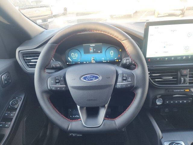 2025 Ford Escape ST-Line Elite