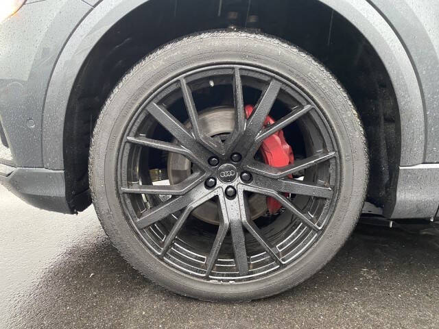 2019 Audi Q8 quattro Prestige 55 TFSI