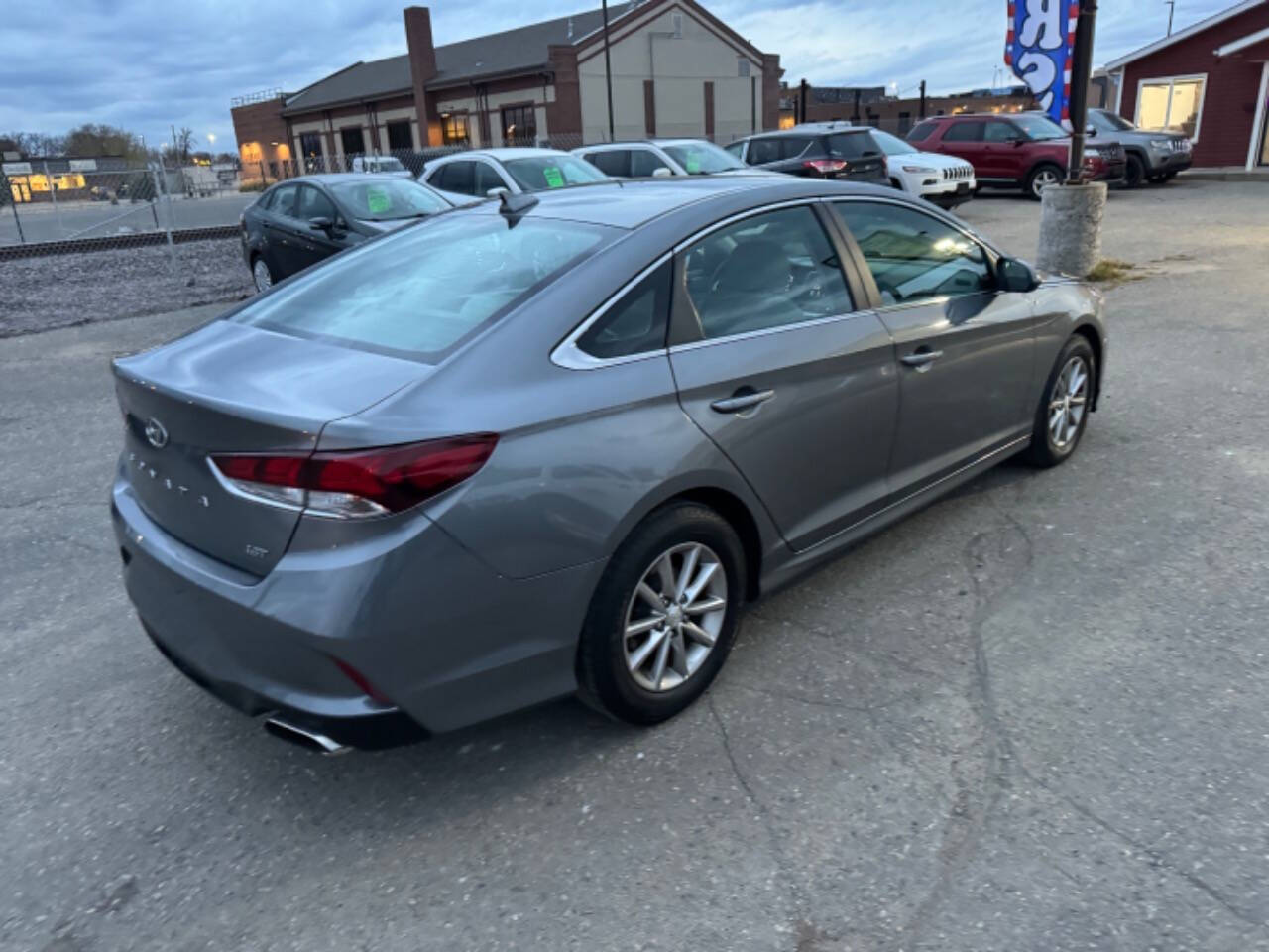 2018 Hyundai SONATA for sale at BEST DEAL AUTO SALES in Moorhead, MN