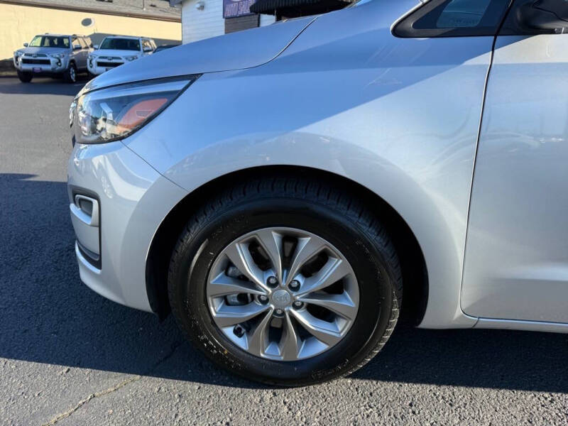 2019 Kia Sedona L