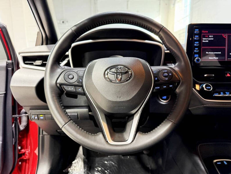 2021 Toyota Corolla Hatchback SE