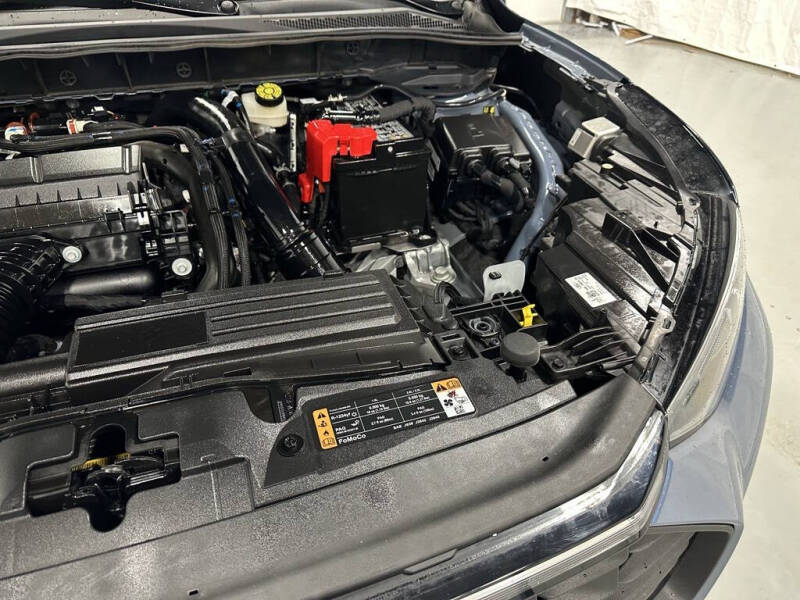 2025 Ford Escape Platinum