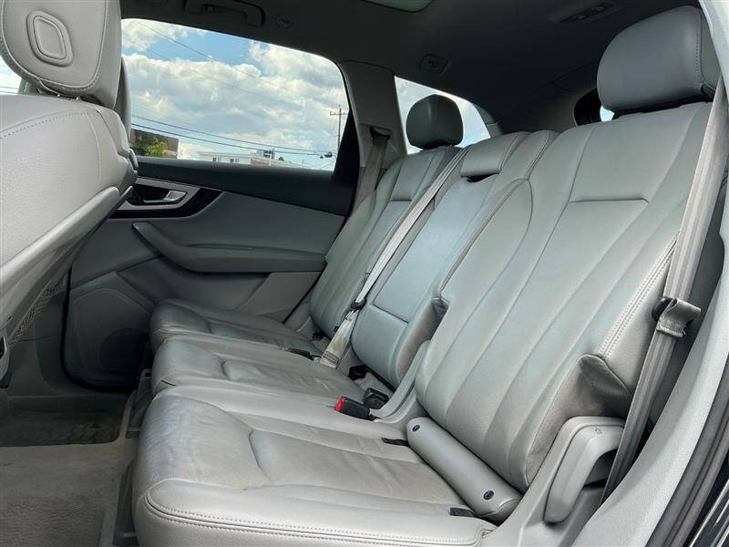 2017 Audi Q7 2.0T quattro Premium Plus