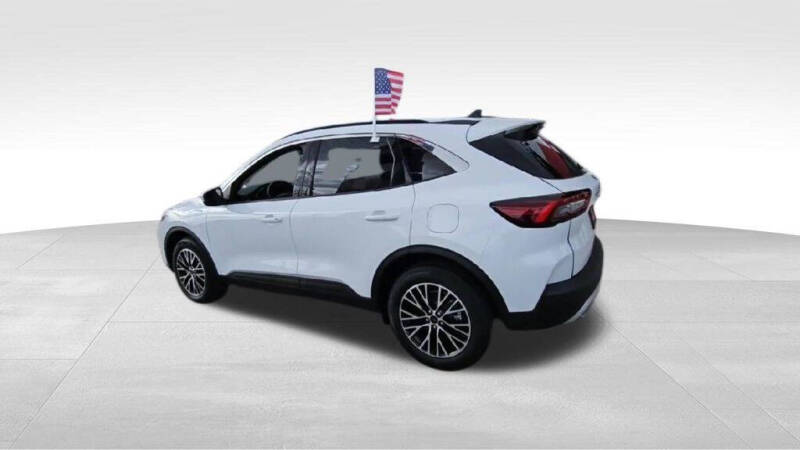 2023 Ford Escape Plug-In Hybrid