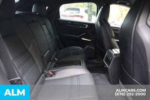 2022 Porsche Cayenne Turbo GT