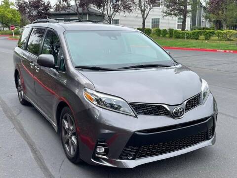 2019 Toyota Sienna for sale at AUTOLOOX in Sacramento CA
