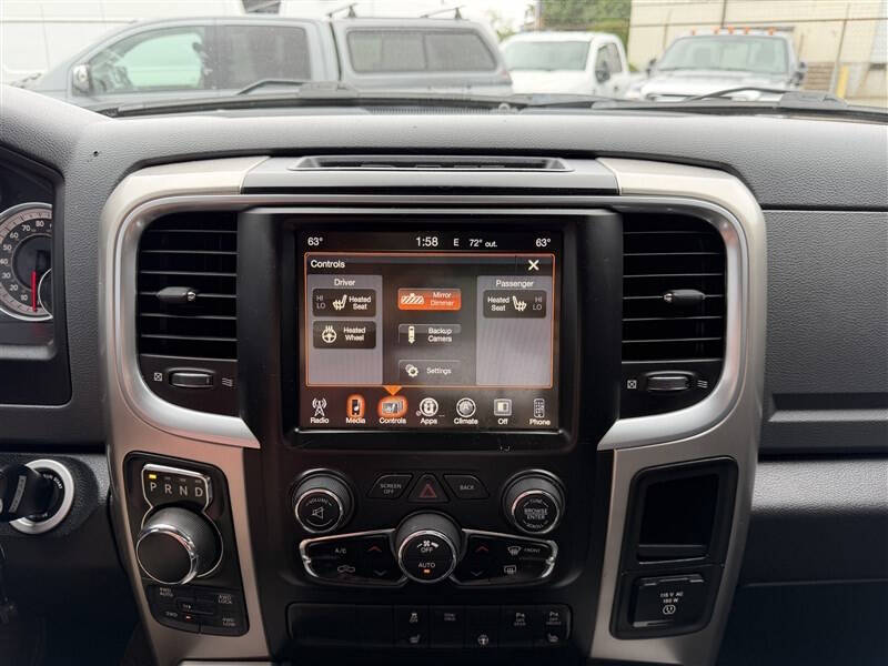 2017 RAM 1500 SLT
