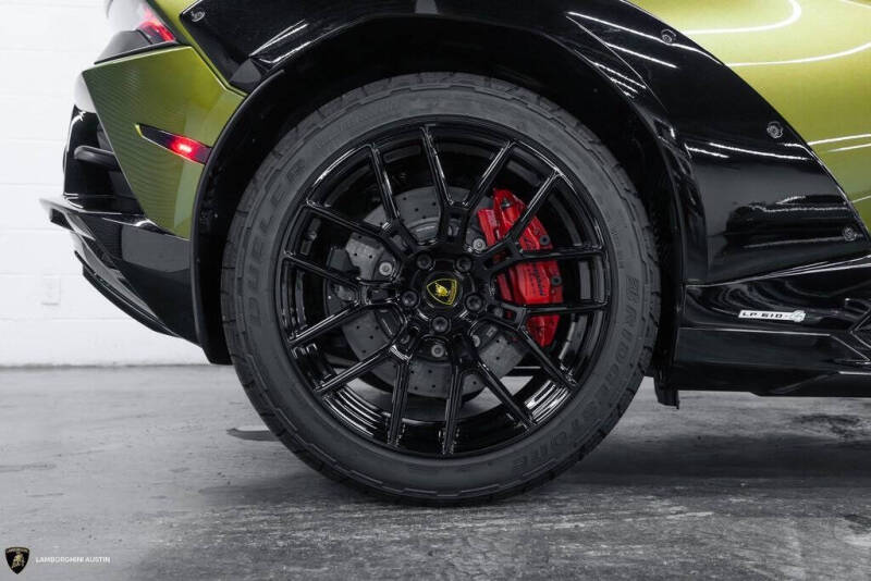 2024 Lamborghini Huracan Sterrato